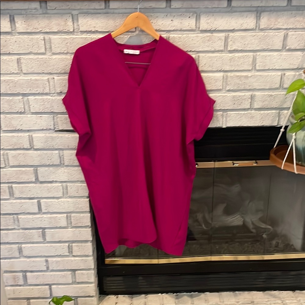 Women's V-Neck Top in Pink